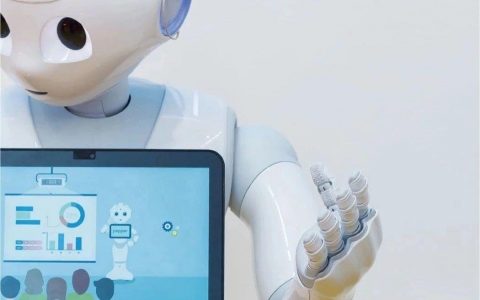 埃森哲：聊天机器人不只会“聊天”