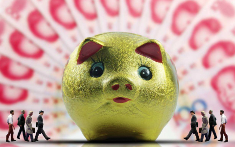 疫情下之下，人们在"报复性存钱"——每天700亿存款涌向银行